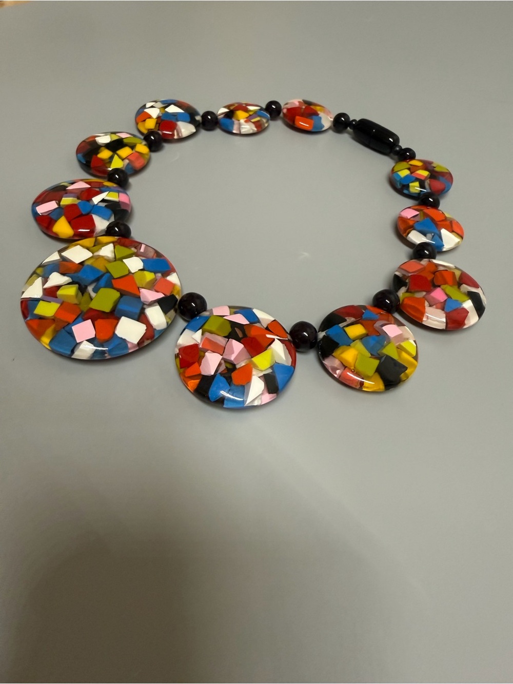 VTG 90s COLORFUL MARION GODART BLACK CONFETTI RESIN CHOKER NECKLACE - FRANCE - Picture 5 of 8